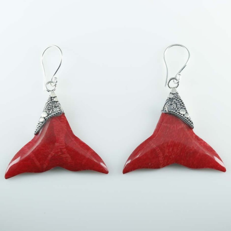 Earring Whale Tail Coral