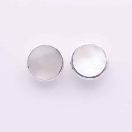 Earring Round 11mm. Mother of Pearl