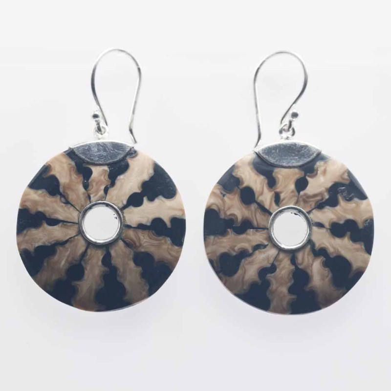 Earring Round 27mm. Mix Shell Earring Round 27mm. Mix Shell