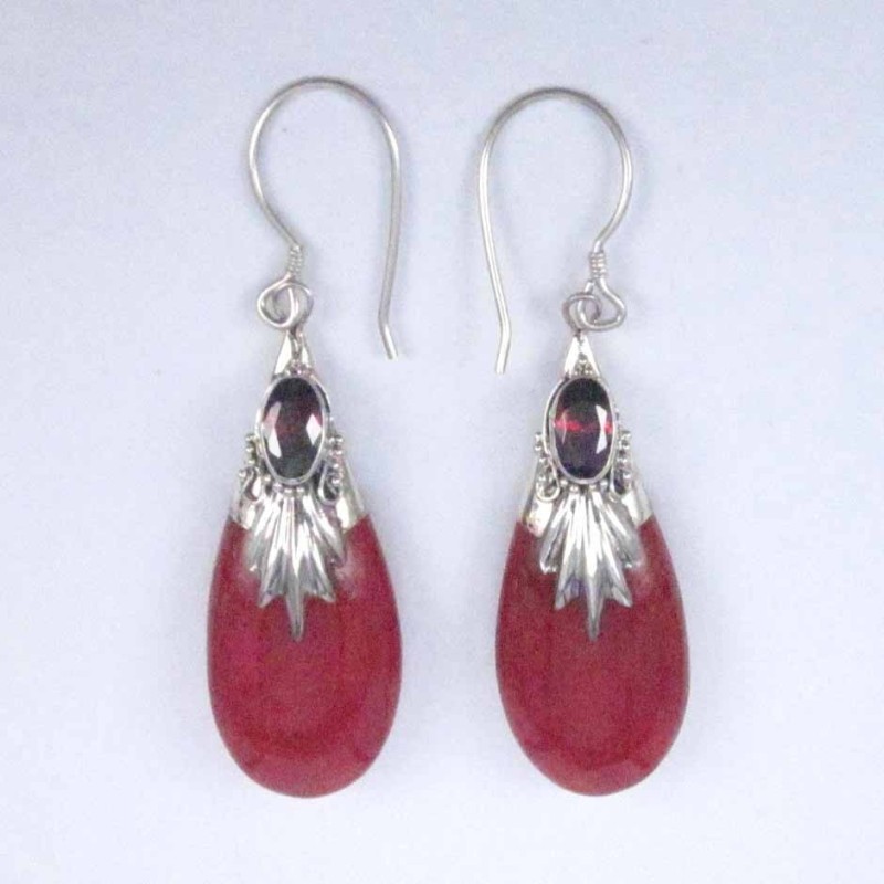 Ea Drop Coral with Garnet Stone