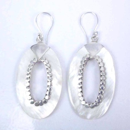 Earring Oval MOP Shell