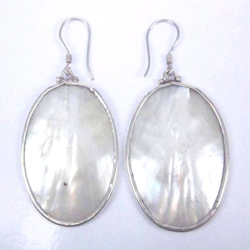 Earring Oval MOP Shell Earring Oval MOP Shell