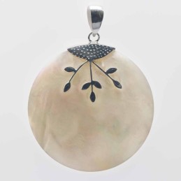 Pendant Round  39mm.Mother Of Pearl