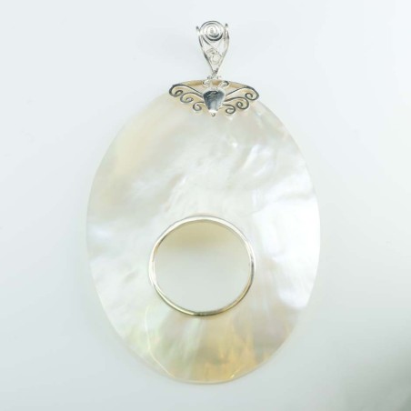 Pendant Oval MOP Shell