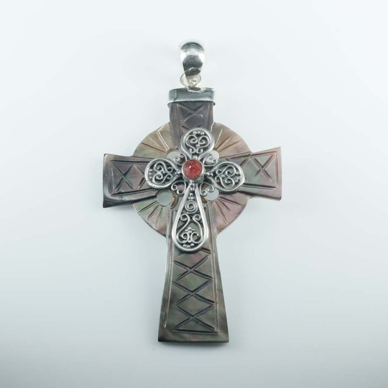 Pendant Cross Black MOP Shell