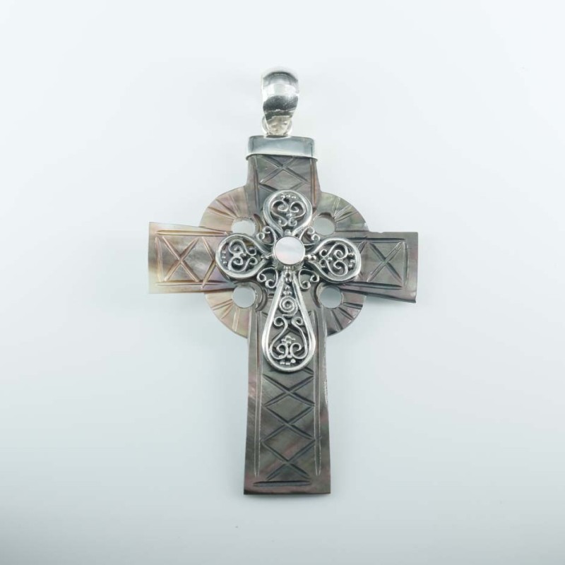 Pendant Cross Black MOP Shell