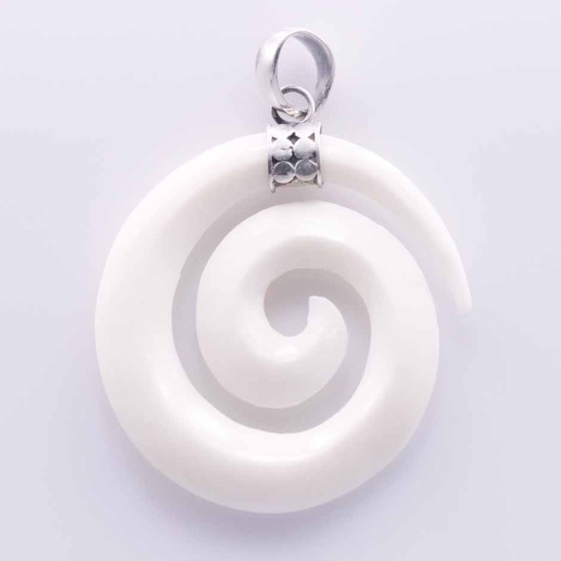 Pendant Round MOP Shell