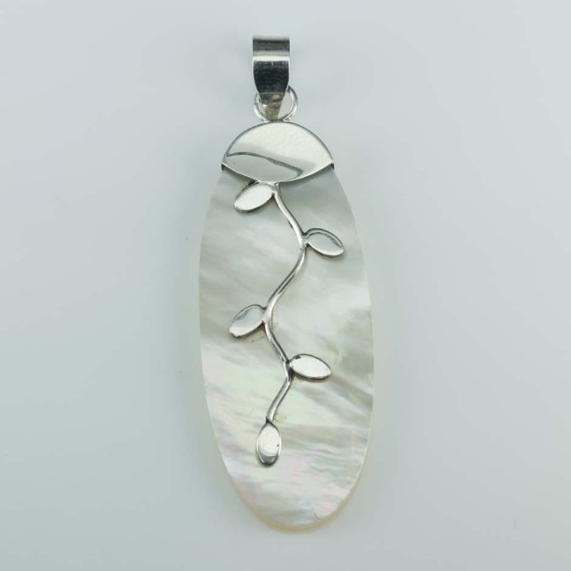 Pendant Oval MOP Shell