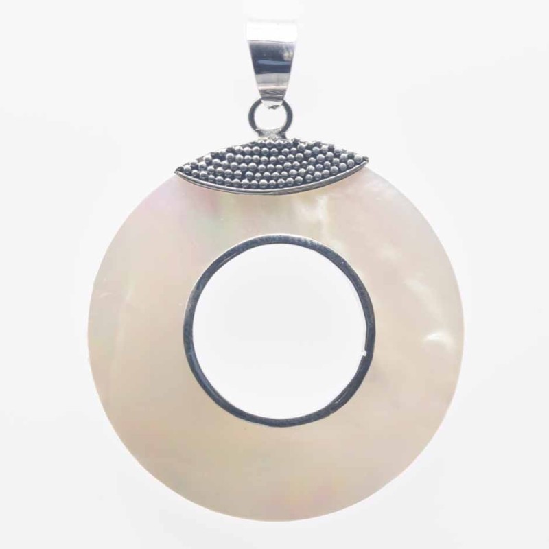 Pendant Round  30mm.  Mother Of Pearl