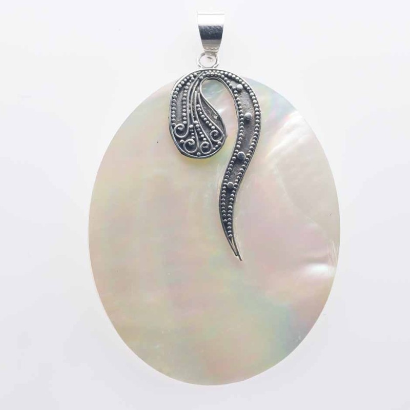 Pendant Oval 36x54mm. Mother Of Pearl