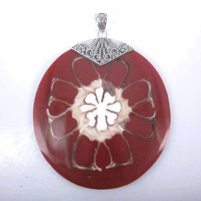 Pendant Round Shell Red Color