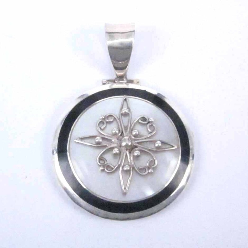 Pendant Round MOP Shell Pendant Round MOP Shell