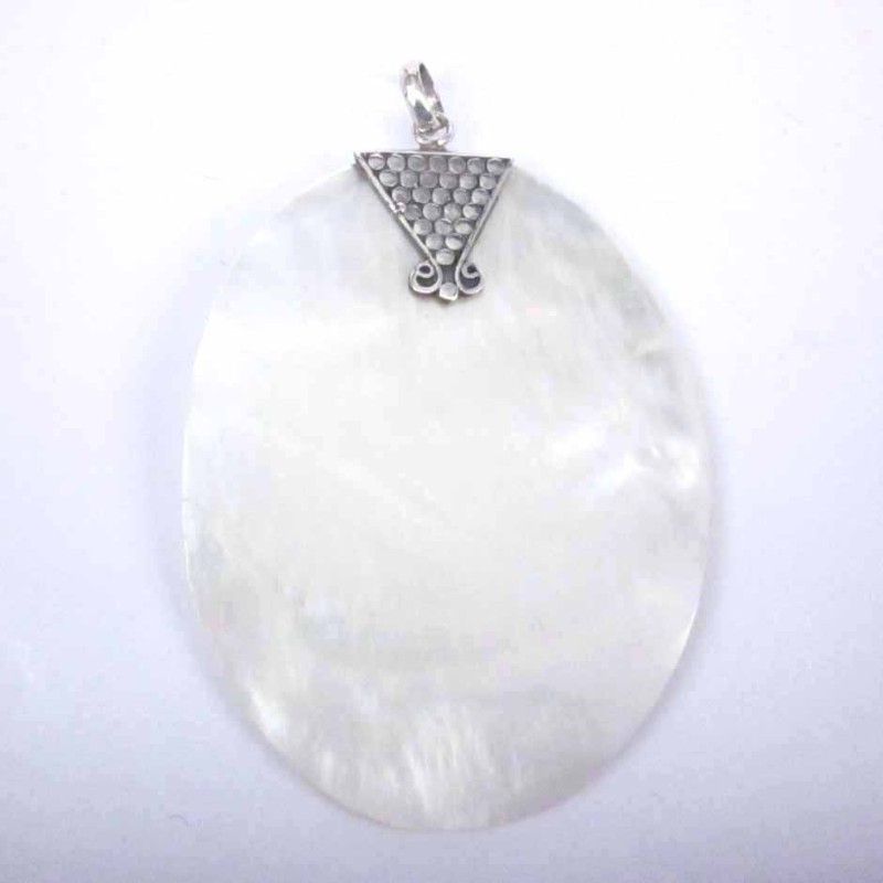 Pendant Oval MOP Shell