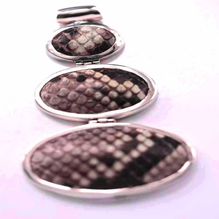 Pendant Oval Snake Skin