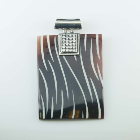 Pendant Square Black Shell