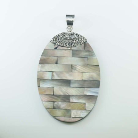 Pendant Oval Black MOP Shell