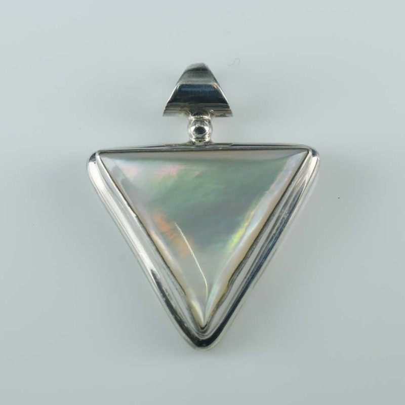 Pendant Triangle Spiral MOP Shell