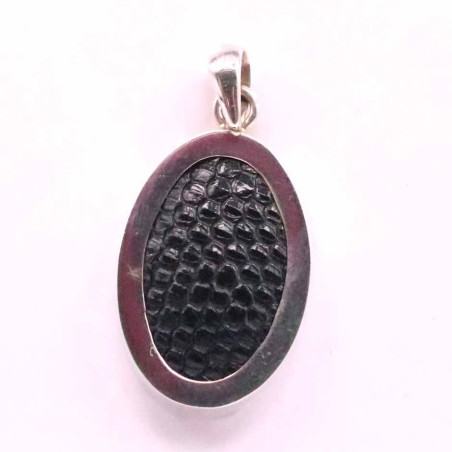 Pendant Oval Snake Skin