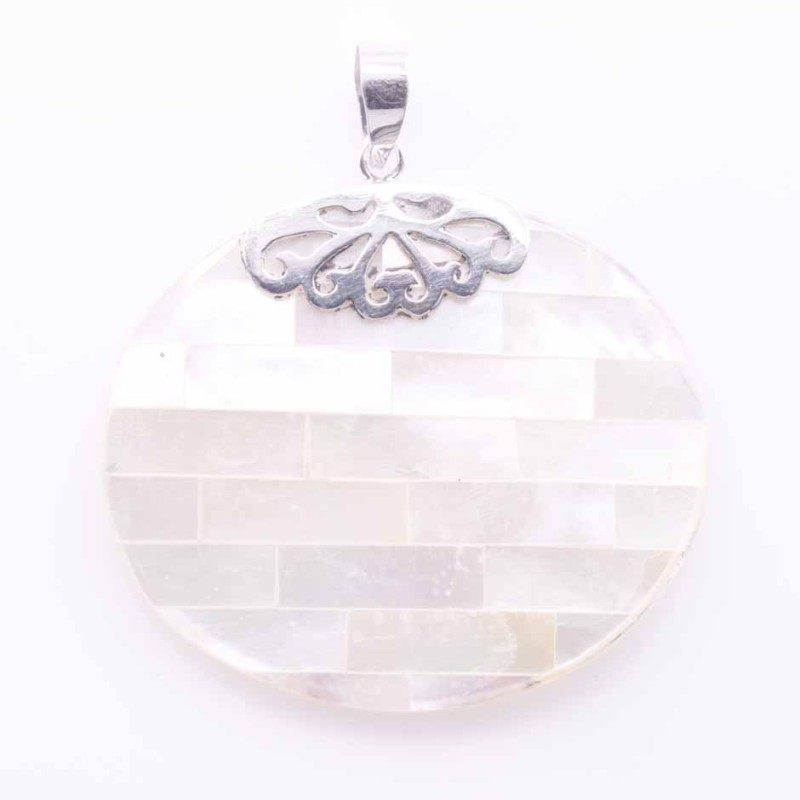 Pendant Oval MOP Shell