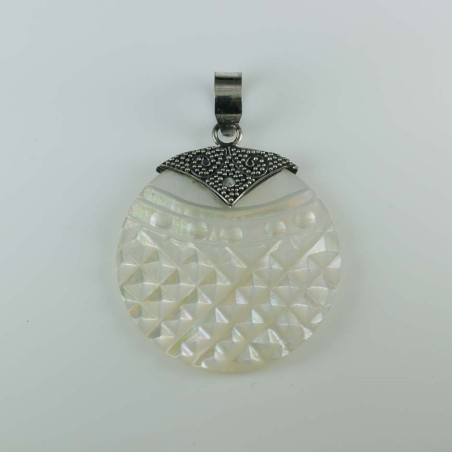 Pendant Round MOP Shell