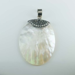 Pendant Oval MOP Shell