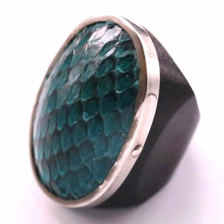 Ring Wood with Snake Skin