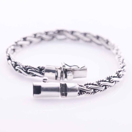 Bracelet 7.5mm. Bali Style Plain