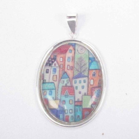 Pendant Oval 25x32mm. Image Tree