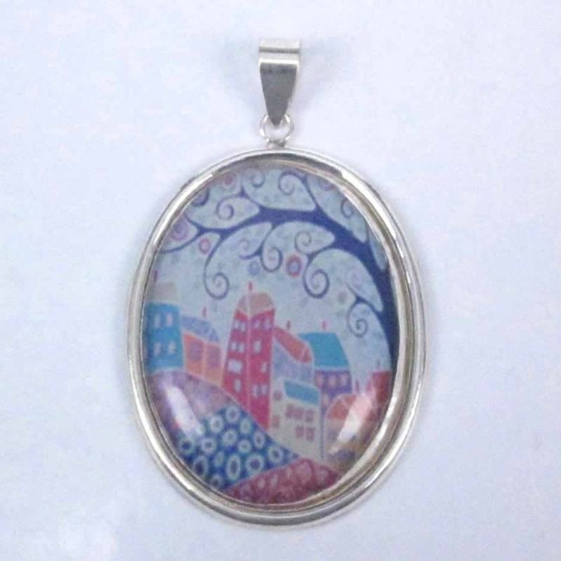 Pendant Oval 25x32mm. Image Tree