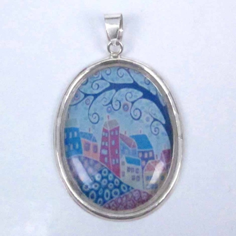 Pendant Oval 25x32mm. Image Tree