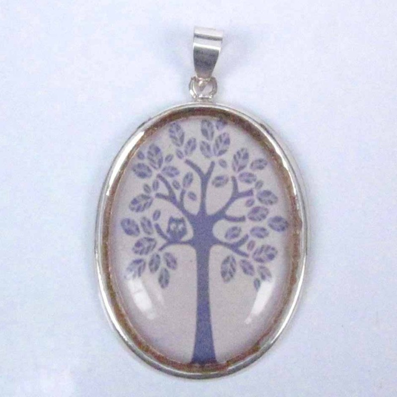 Pendant Oval 25x32mm. Image Tree